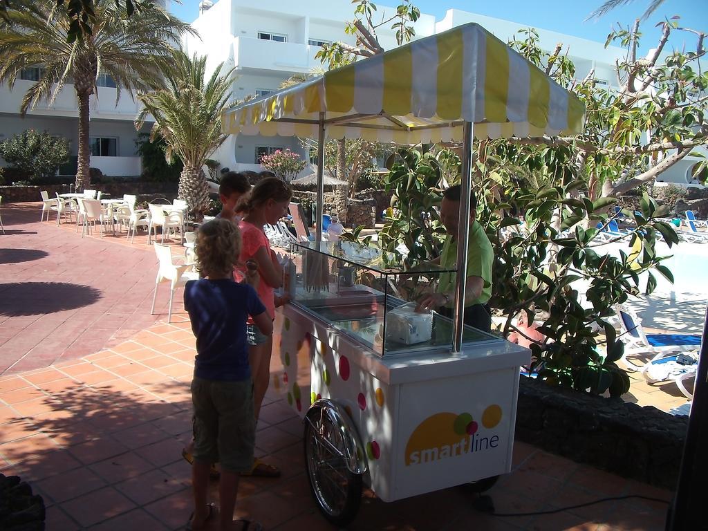 Apartamentos Ficus Costa Teguise Exterior foto