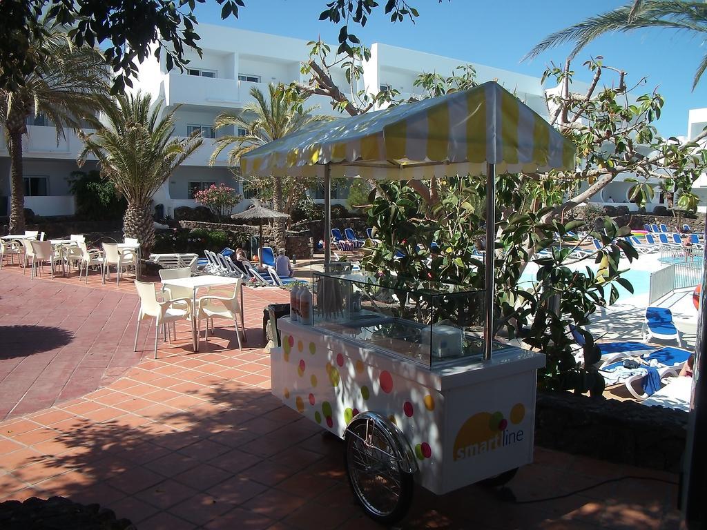 Apartamentos Ficus Costa Teguise Exterior foto