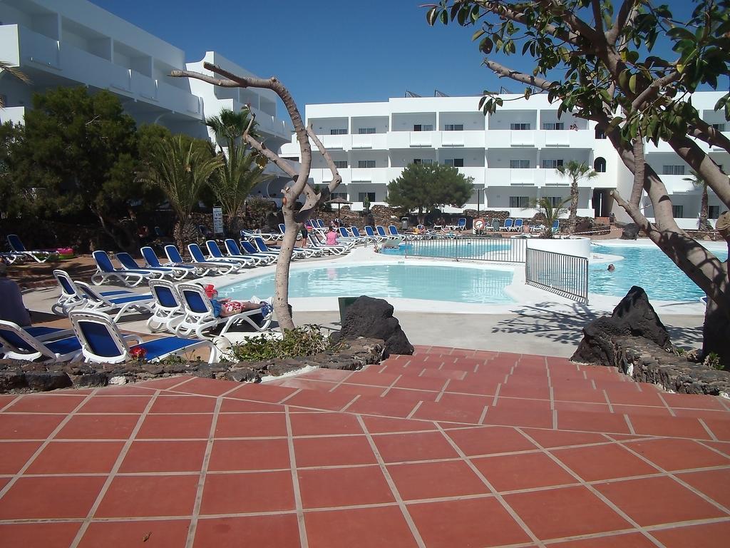Apartamentos Ficus Costa Teguise Exterior foto